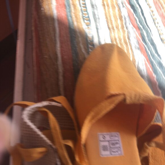 Vintage Espadrilles Made in Spain - Picture 3 of 7